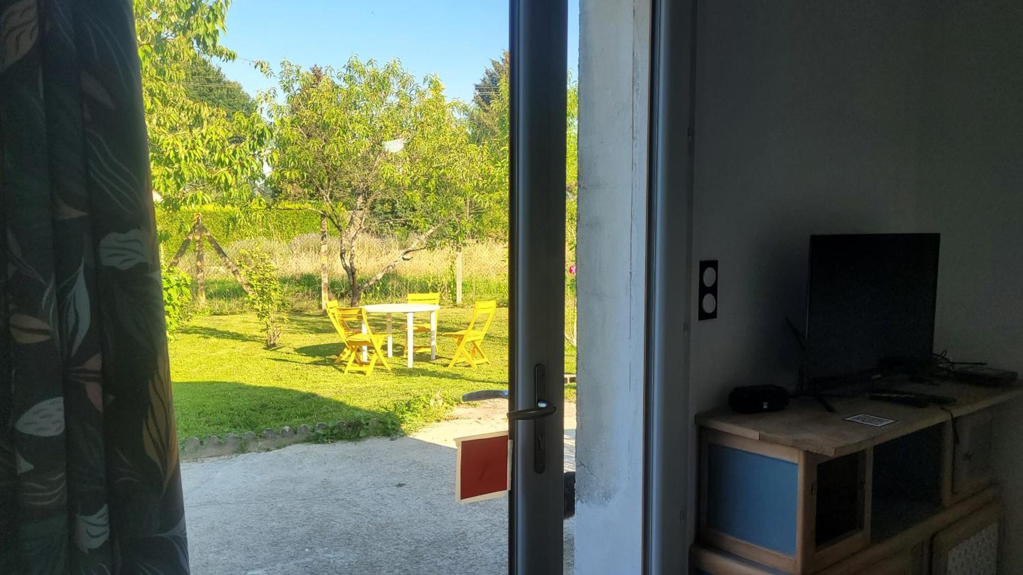 Le Truc En Plus, Accessibles Pmr, Appartement 45 M2 Mitoyen Dans Une Maison Avec Un Autre Appartement Guérard Kültér fotó